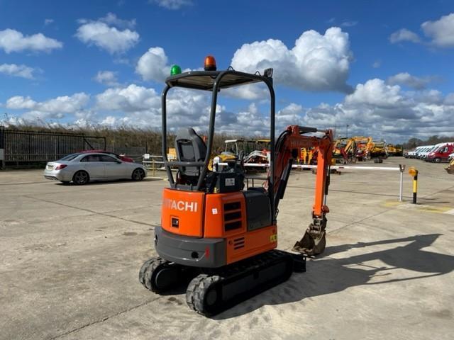 Hitachi ZX19U - Gleneden