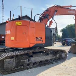 HITACHI ZX225USLC-5B