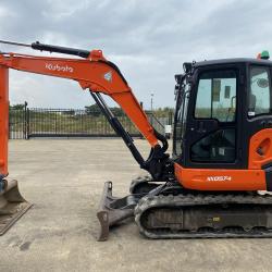 KUBOTA KX057-4
