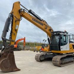 LIEBHERR R922 LC