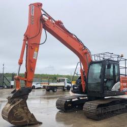 HITACHI ZX130LC-6