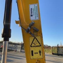 JCB JS131 PLUS
