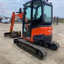 KUBOTA U27-4