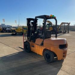 SAMUK 3TON FORKLIFT