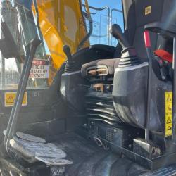 JCB JS130lc+