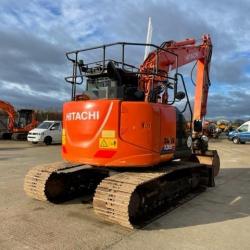 Hitachi ZX135US-6