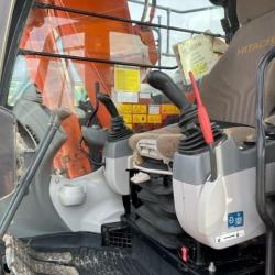 Hitachi ZX135US-6