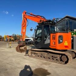 Hitachi ZX135US-6