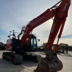 HITACHI ZX225-6