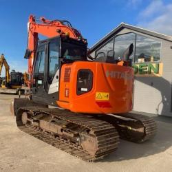 Hitachi ZX135US-6