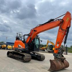 Doosan DX235LCR