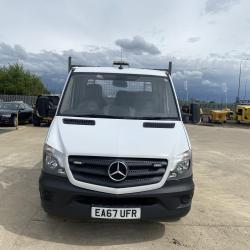Mercedes Benz dropside