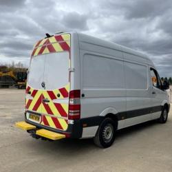 Mercedes Benz sprinter