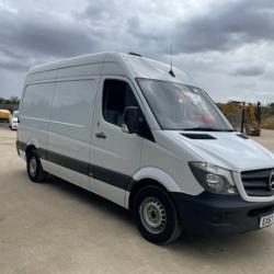 Mercedes Benz sprinter