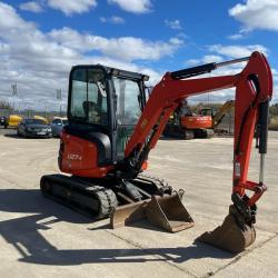 KUBOTA U27-4
