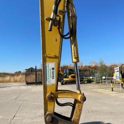 KOMATSU PC80MR-3