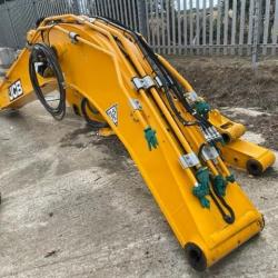 JCB JS130