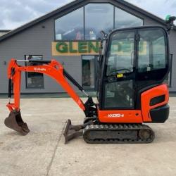 KUBOTA KX015-4