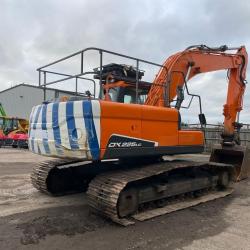 Doosan DX225LC