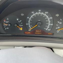 MERCEDES CLK320