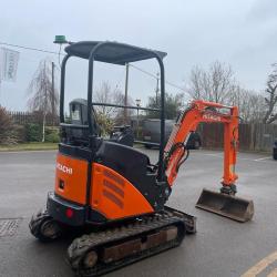 Hitachi ZX17U