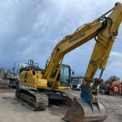 KOMATSU PC210LC-11