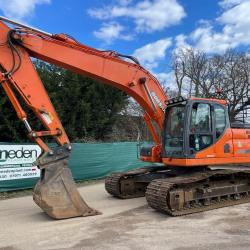 DOOSAN DX225