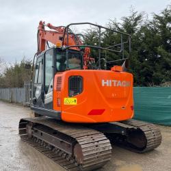 HITACHI ZX135US-5B