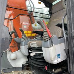 HITACHI ZX135US-5B