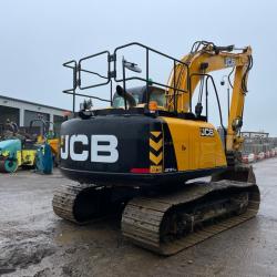 JCB JS131 Plus
