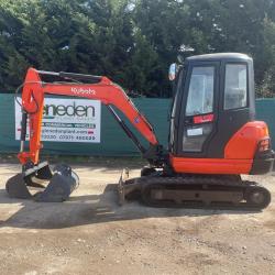 Kubota KX71-3