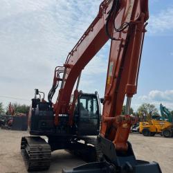 HITACHI ZX225USLC-6
