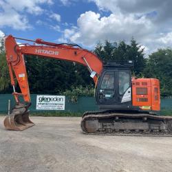 HITACHI ZX225USLC-6