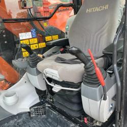 HITACHI ZX225USLC-6