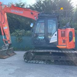 HITACHI ZX135US-6
