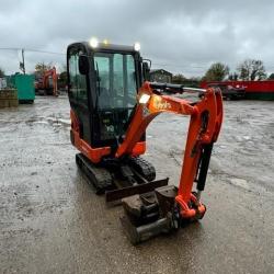 Kubota KX015-4