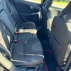 VOLVO V40 Momentum Nav + D2