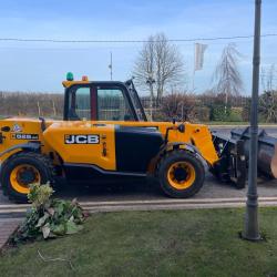 JCB 525-60