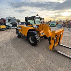 JCB 525-60