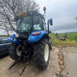 NEW HOLLAND T4.65