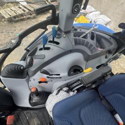 NEW HOLLAND T4.65