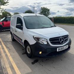 MERCEDES-BENZ Citan 109 Cdi Blueefficiency