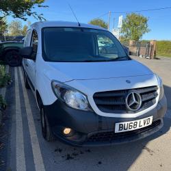 MERCEDES  BENZ Citan 109 Cdi Blueefficiency