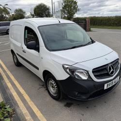 MERCEDES-BENZ CITAN 109 CDI