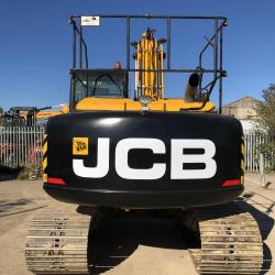 JCB JS130LC