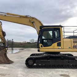 KOMATSU PC210LC-8