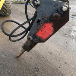 JCB 3CX HYDRAULIC BREAKER