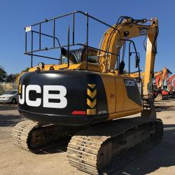 JCB JS130LC