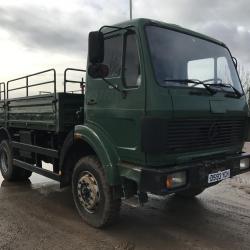 MERCEDES 4 X 4 1017