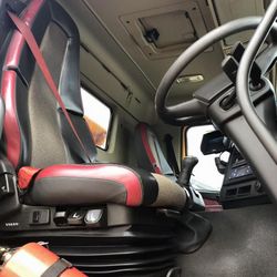 VOLVO FMX410 8x4 TIPPERS